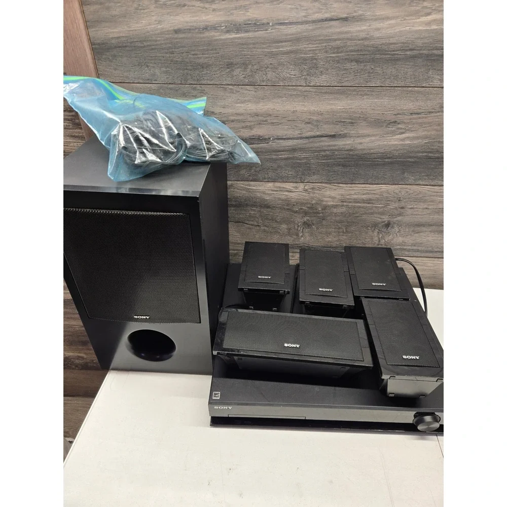 Sony HBD-DZ170 5.1 Home Theater System DVD Receiver Subwoofer Speakers Black